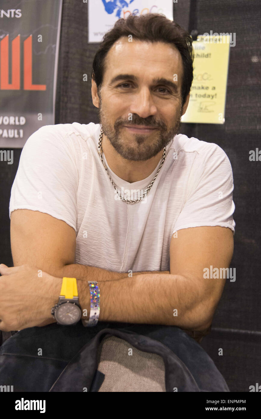 Philadelphia, Pennsylvania, USA. 9th May, 2015. Actor, ADRIAN PAUL, at Wizard World Comic Con Day 3 of the convention which was held in Philadelphia. Credit:  Ricky Fitchett/ZUMA Wire/Alamy Live News Stock Photo