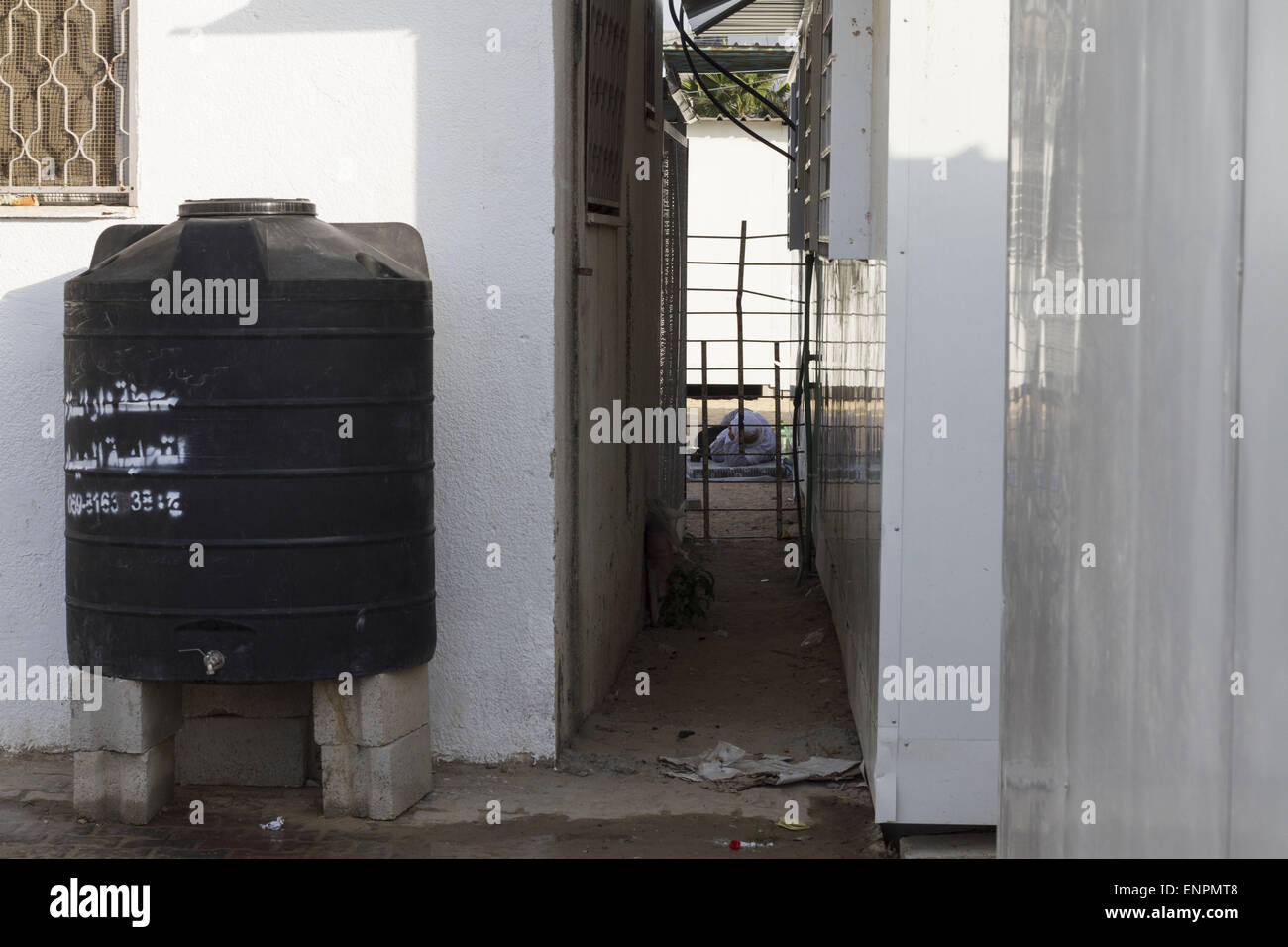 Beit Hanoun, The Gaza Strip, Palestine. 9th May, 2015. Palestinians