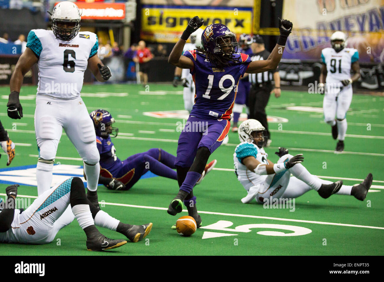 New Orleans, LA, USA. 9th May, 2015. New Orleans VooDoo wr Roger Jackson  (19) during the game between the Arizona Rattlers and New Orleans VooDoo at  Smoothie King Center in New Orleans