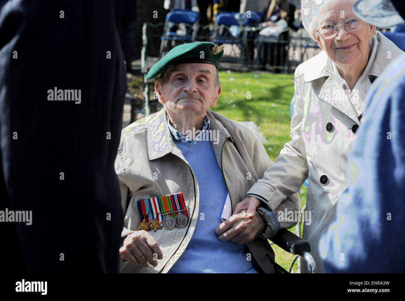 Brighton, UK. 10th May, 2015. Harry Joyce who fought with 4 Commando Brigade received his Palestine Star medal at the VE day memorial service held at Brighton war Memorial today Photograph taken by Simon Dack Stock Photo