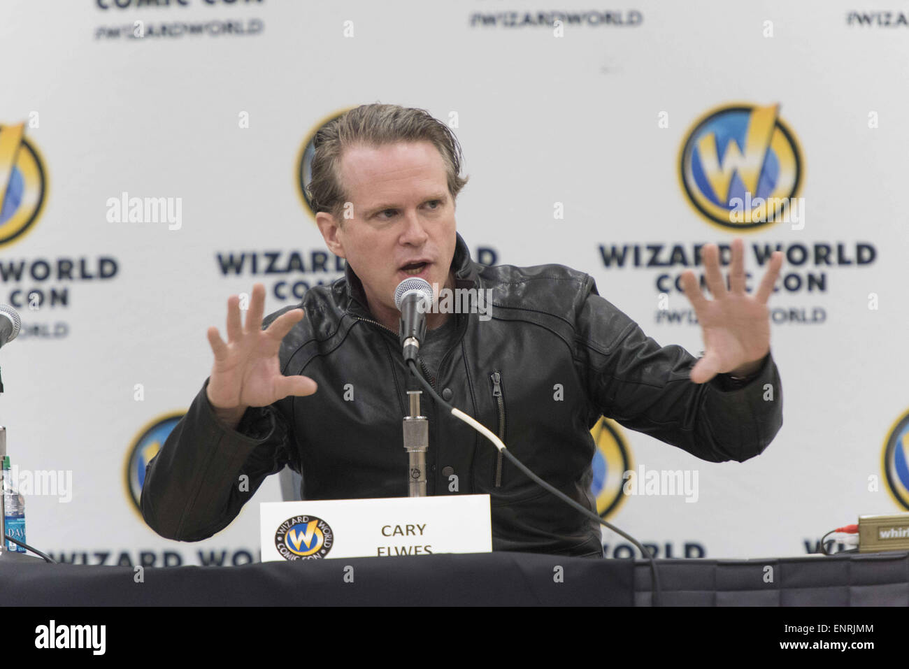 Philadelphia, Pennsylvania, USA. 10th May, 2015. English actor, screenwriter, producer and best-selling author, CARY ELWES, known for his roles in The Princess Bride, Robin Hood: Men in Tights, Days of Thunder, Bram Stoker's Dracula, Hot Shots!, during a presser at Wizard World Comic Con convention. © Ricky Fitchett/ZUMA Wire/Alamy Live News Stock Photo