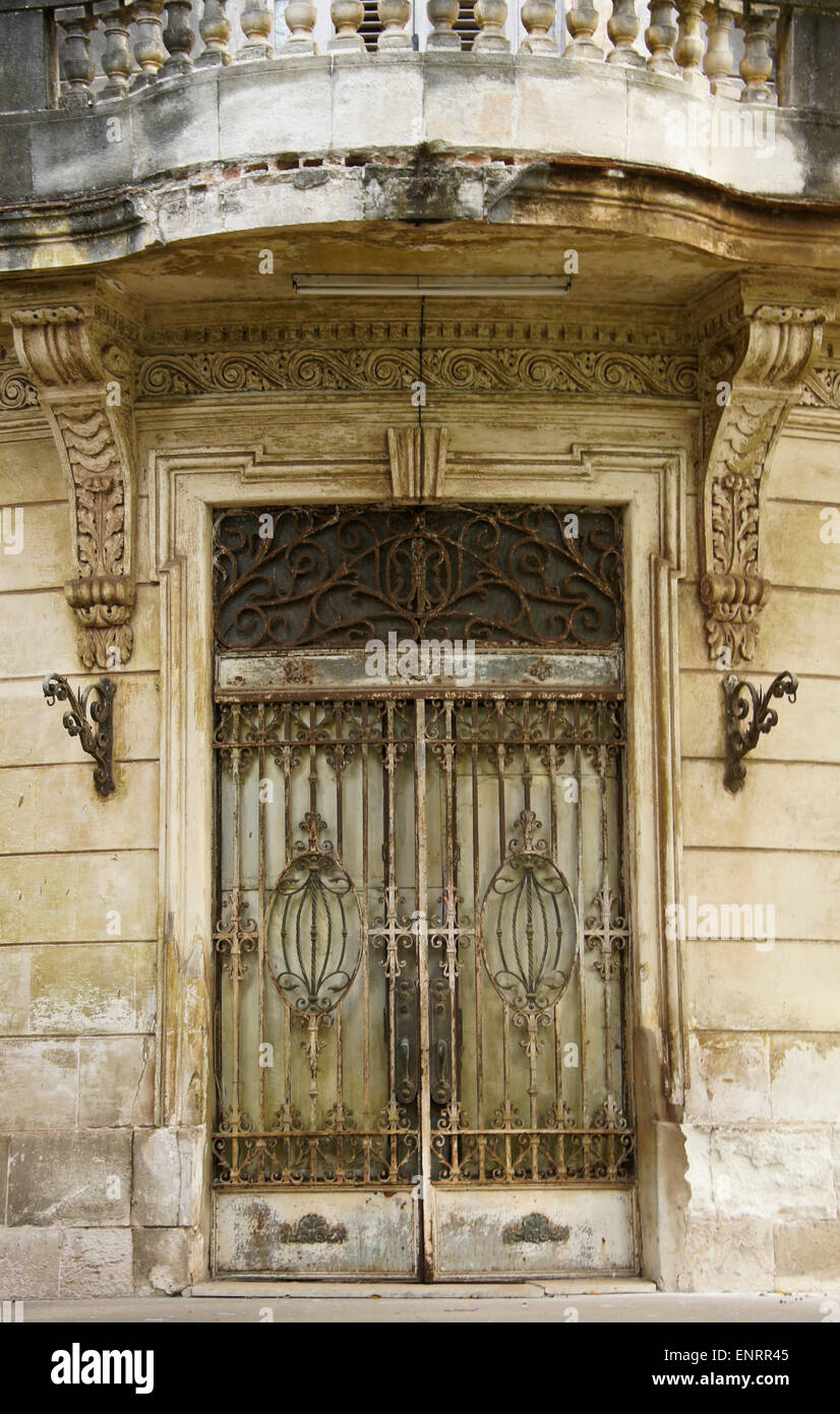 Ornate doorway of old mansion in Vedado neighborhood, Havana, Cuba Stock Photo
