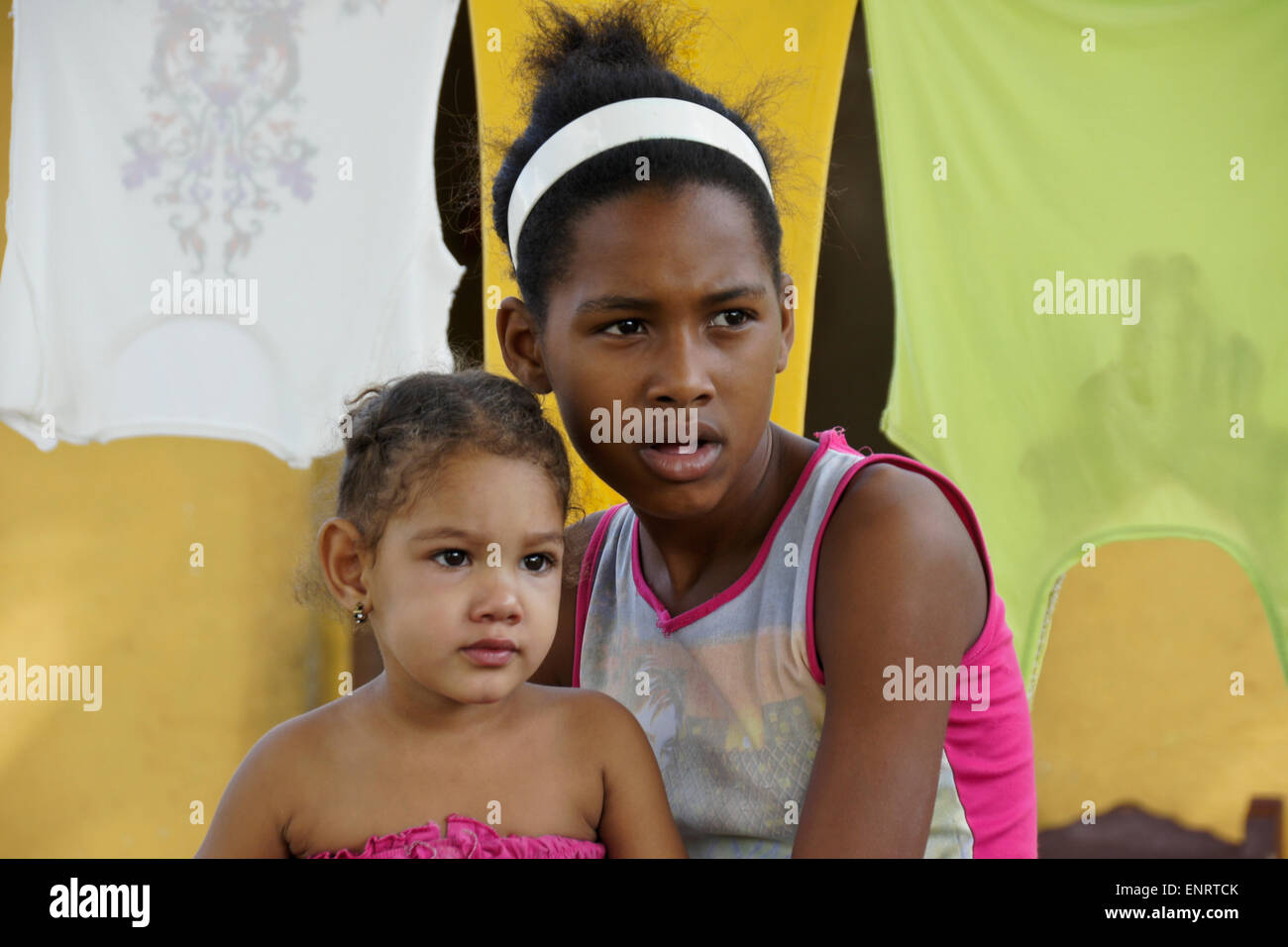 Sisters in the Valle de los Ingenios (Valley of the Sugar Mills), Trinidad, Cuba Stock Photo