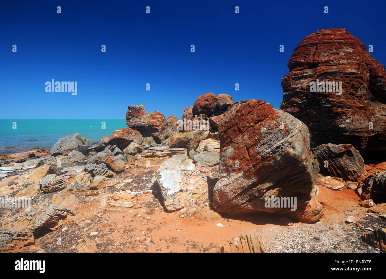 Rocky shore of Roebuck Bay, near Broome, Kimberley region, Western Australia Stock Photo