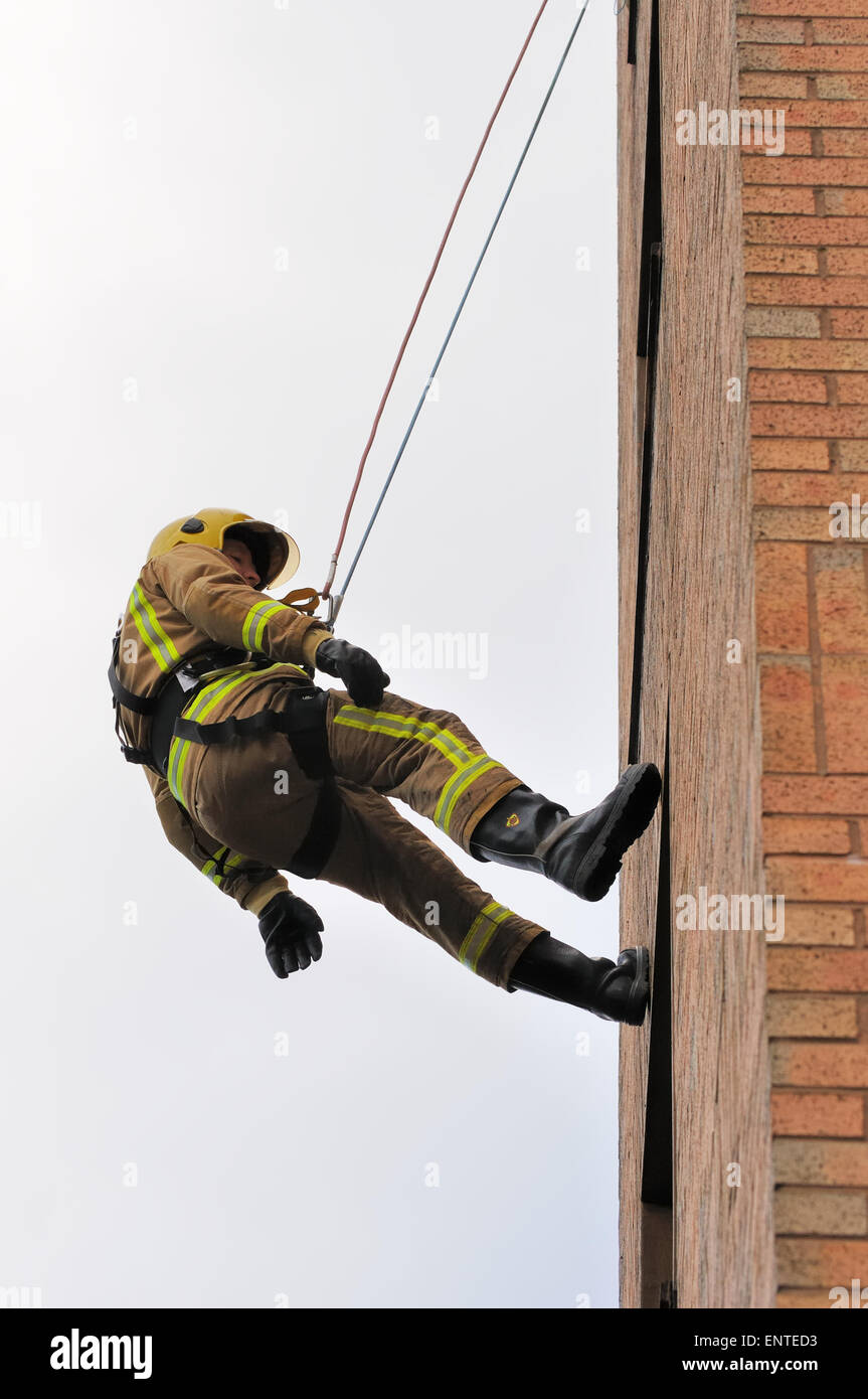 Height rescue hi-res stock photography and images - Alamy