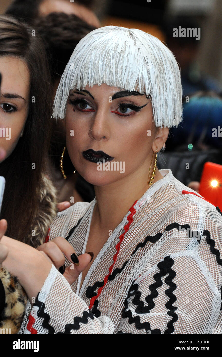 Lady gaga 2024 bob wig