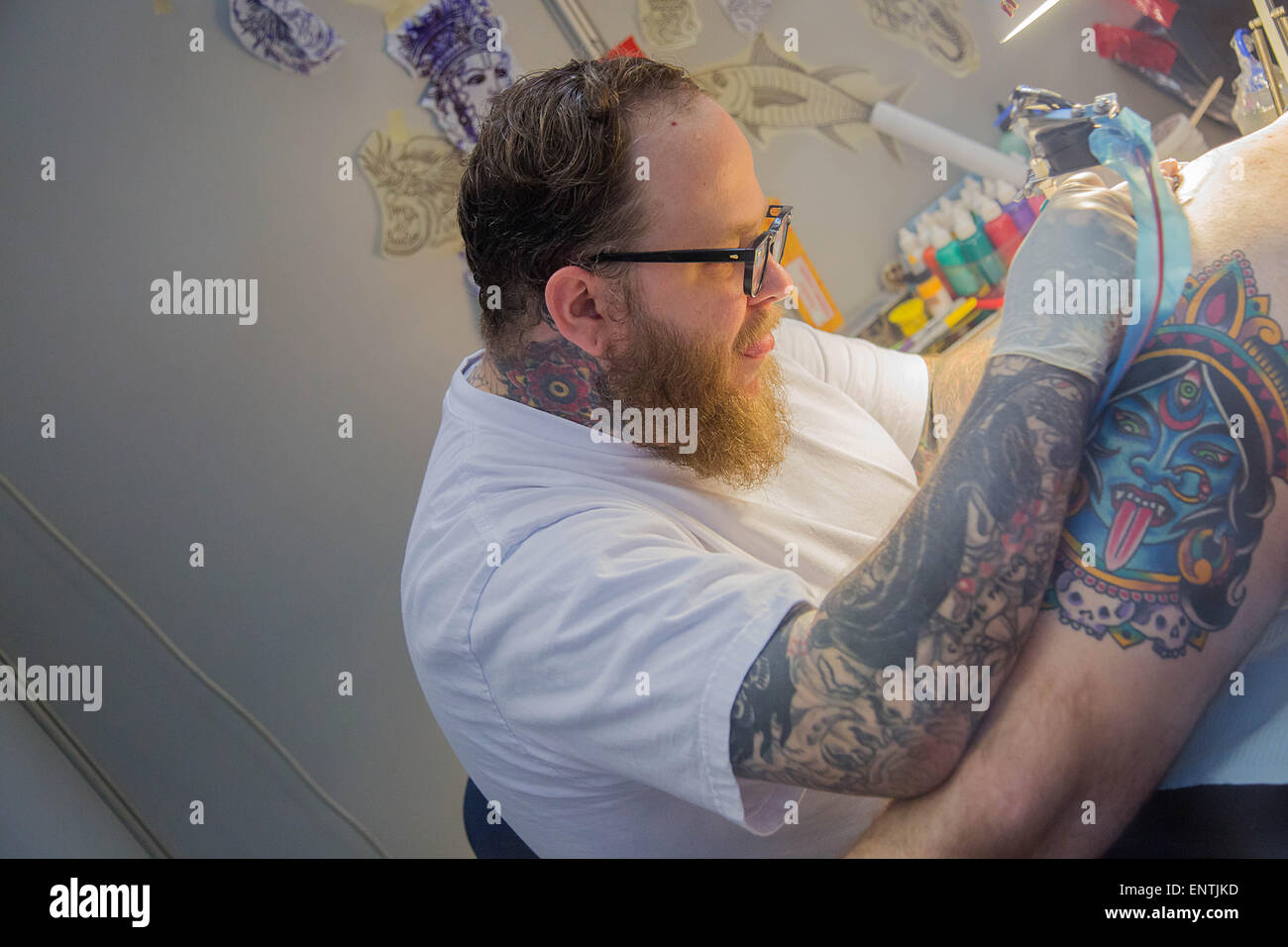 Page 2 Tattoo Books High Resolution Stock Photography And Images Alamy
