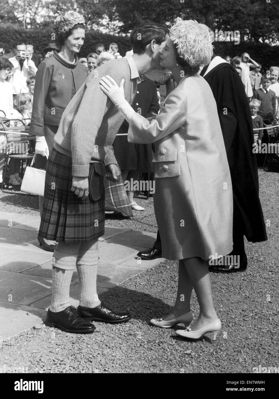 The Queen visiting Prince Charles at Gordonstoun School on his last day. 31st July 1967. Stock Photo