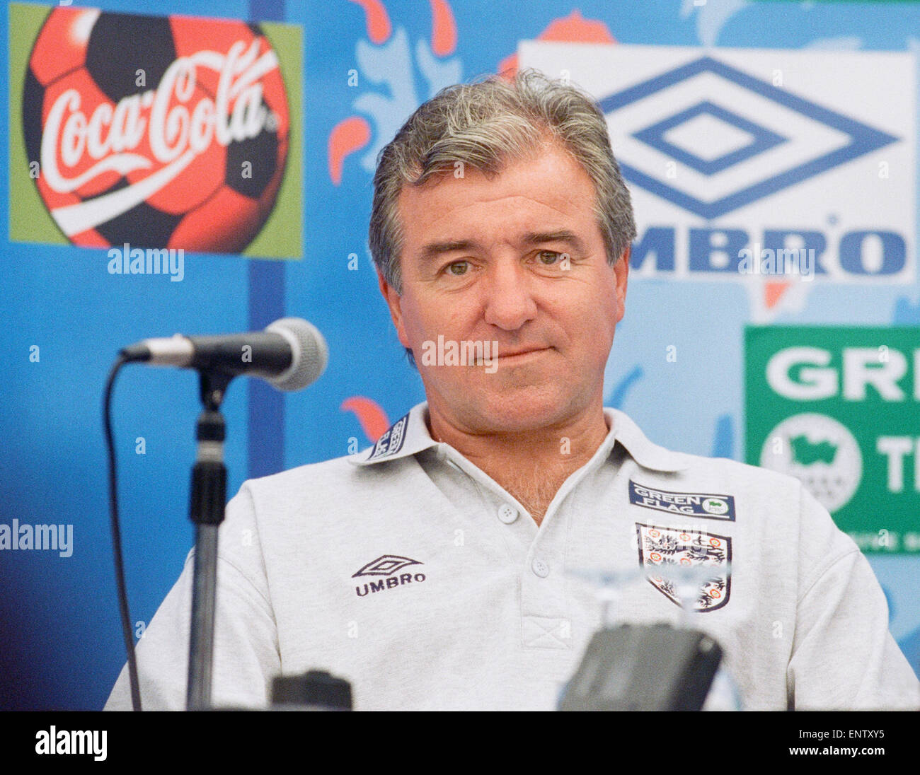 england-manager-terry-venables-at-an-england-press-conference-during-ENTXY5.jpg