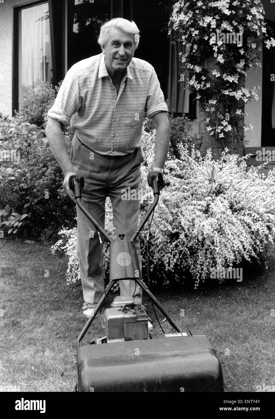 David Francey, former BBC Radio Sports Commentator, aged 63, relaxes in his garden after his recent retirement, May 1987. Stock Photo