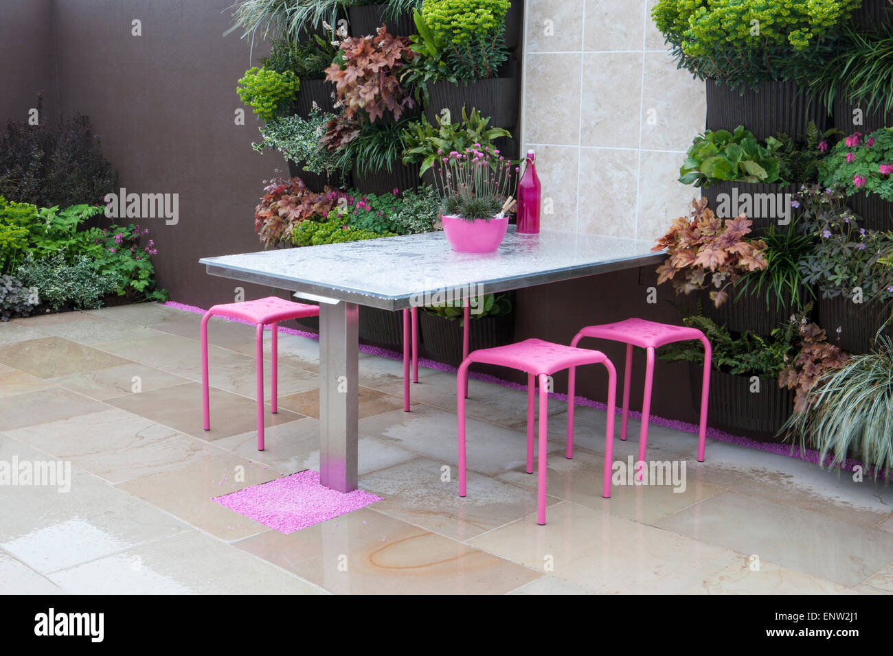 patio table and chairs, Blush designed by Pip Probert Outer Spaces Design Ltd awarded Silver Gilt Stock Photo
