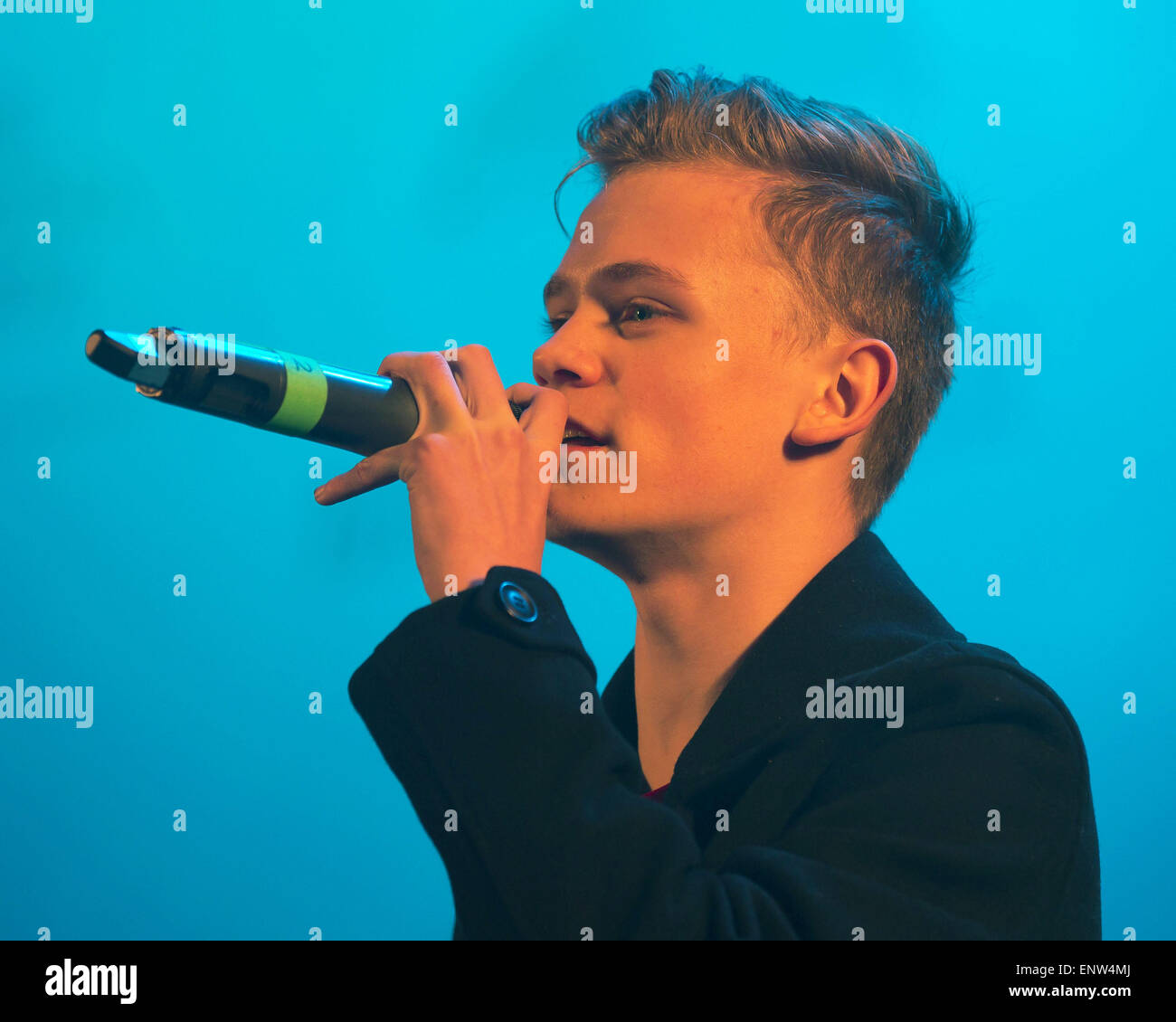 Celebrities perform at the Meadowhall Shopping Centre Christmas lights