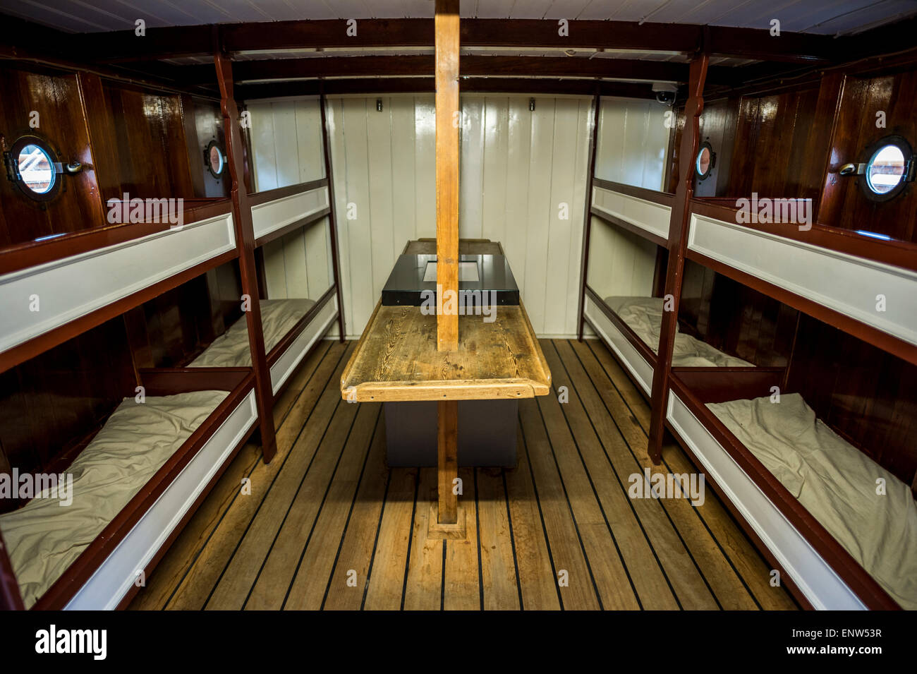 Crew's quarters hi-res stock photography and images - Alamy