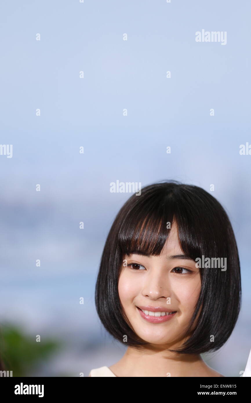 Suzu Hirose, May 11, 2015 : Actress Suzu Hirose attends premiere event ...