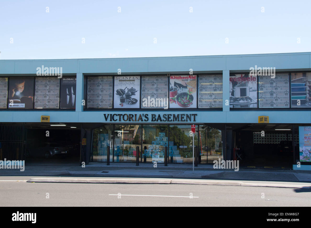 Victoria's Basement shop at 1 Euston Road, Alexandria in Sydney. Credit:  Richard Milnes/Alamy Stock Photo - Alamy