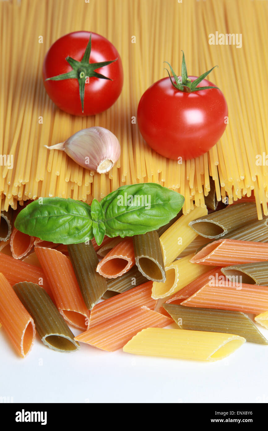 Zutaten für ein Pasta-Gericht Stock Photo