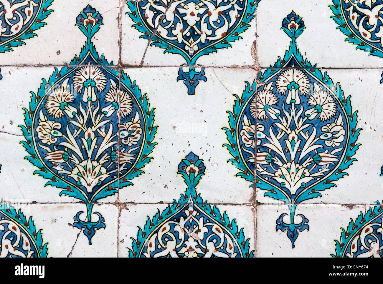 Iznik tiles hi-res stock photography and images - Alamy
