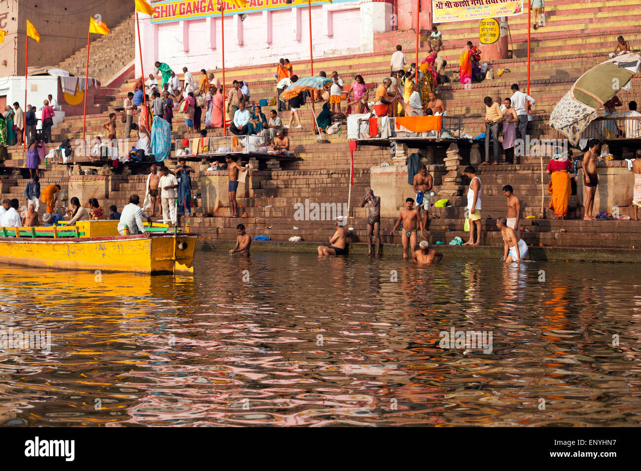 hindu worshippers bathing in the Ganga river, Varanasi, Uttar Pradesh, India, Asia Stock Photo