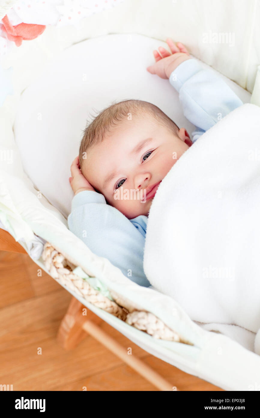 Lovely baby cradle 2025