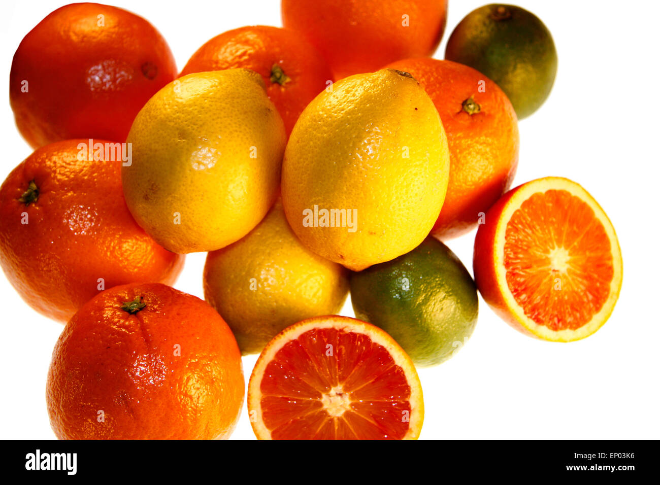 Suedfruechte: Blutorange, Zitrone, Orange, Limette - Symbolbild Nahrungsmittel. Stock Photo