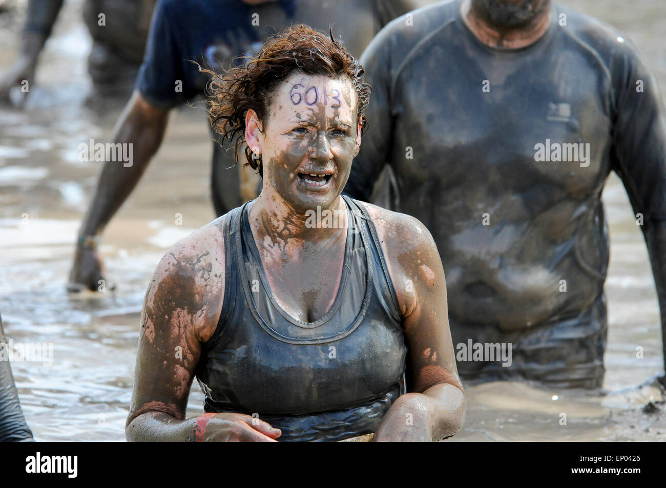 Mud run women hi-res stock photography and images - Alamy