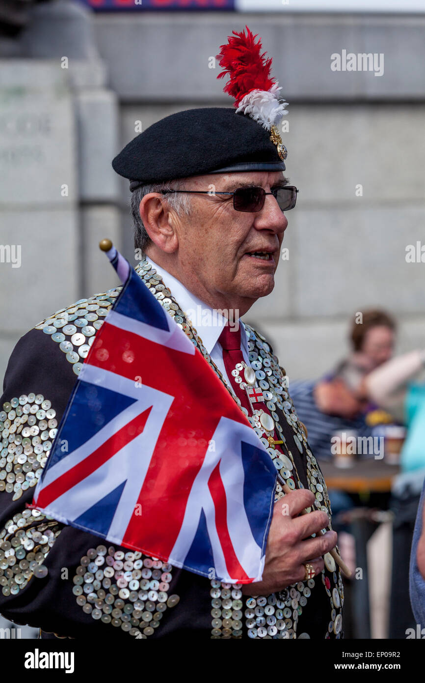 Pearly Kings and Queens Gather In Trafalgar Square During The 70th Anniversary of VE Day Celebrations, London, England Stock Photo