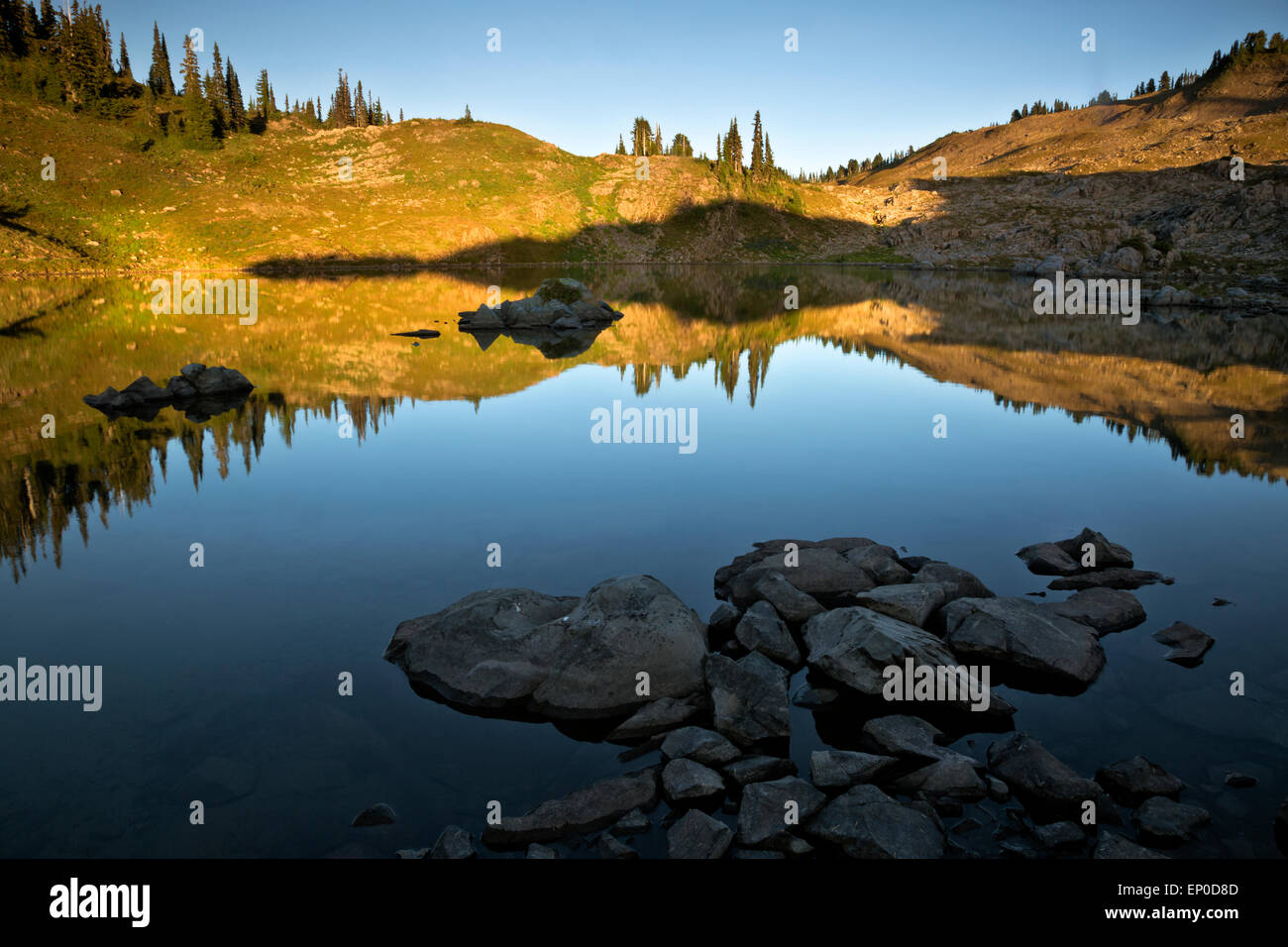 WA1071200...WASHINGTON Sunset at the Ice Lakes in Seven Lakes Basin