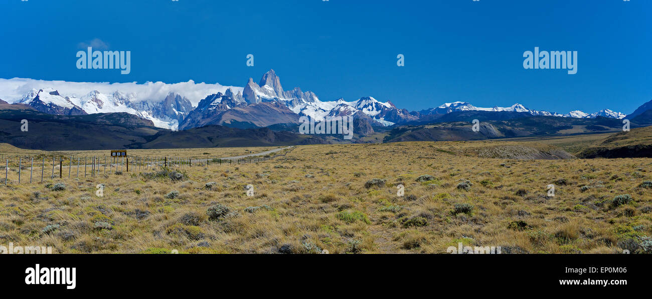 Panoramic view Mount Fitz Roy Ranges Los Glaciares National Park ...