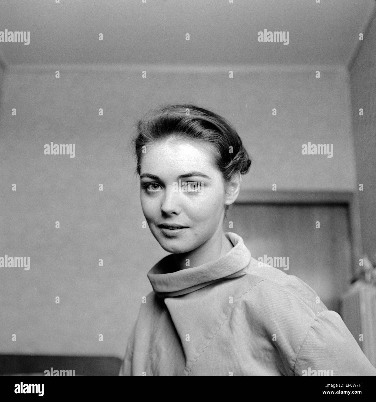 Deutsche Schauspielerin Ingeborg Schöner, Deutschland 1957. German actress Ingeborg Schöner, Germany 1957. Stock Photo