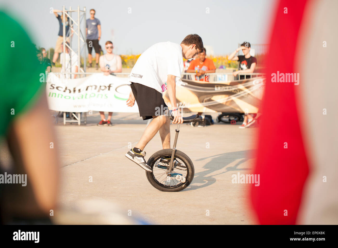 Uni Cycle High Resolution Stock Photography and Images Alamy