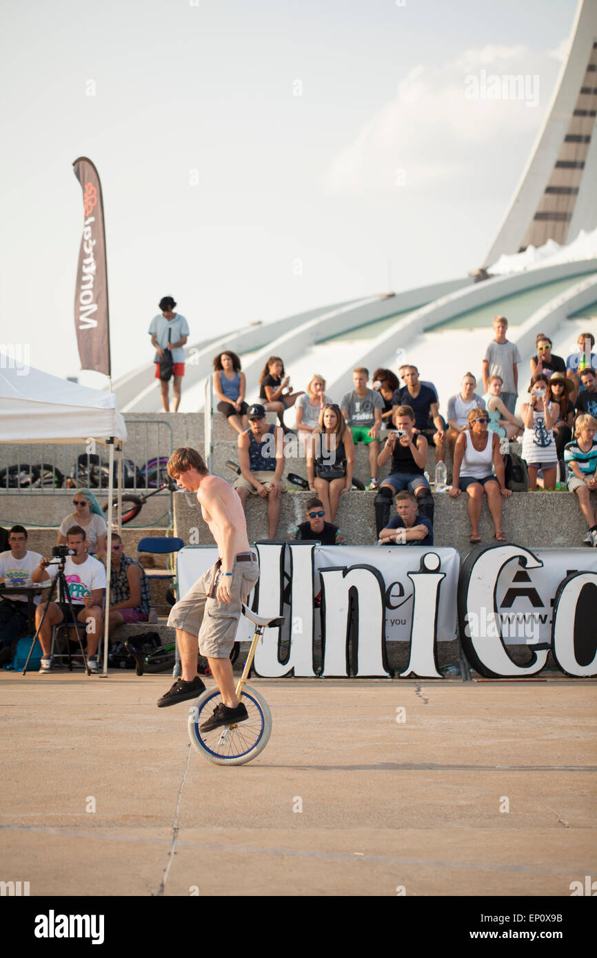 Uni Cycle High Resolution Stock Photography and Images Alamy