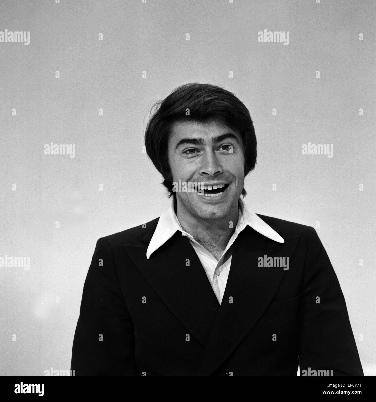 Deutscher Schlagersänger Roy Black, Anfang 1970er Jahre. German schlager  singer Roy Black, beginning 1970s Stock Photo - Alamy