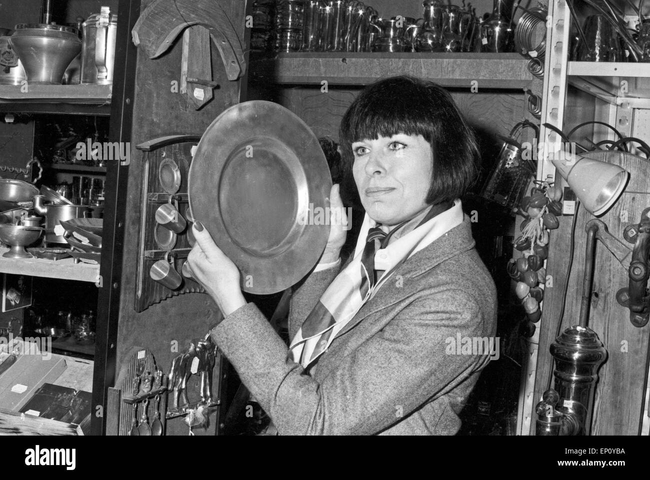 Deutsche Schauspielerin und Autorin Barbara Rütting in einem ...