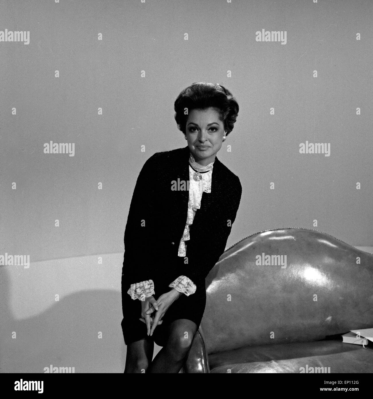 Deutsche Schauspielerin Nadja Tiller, Deutschland Ende 1960er Jahre. German actress Nadja Tiller, late 1960s. Stock Photo