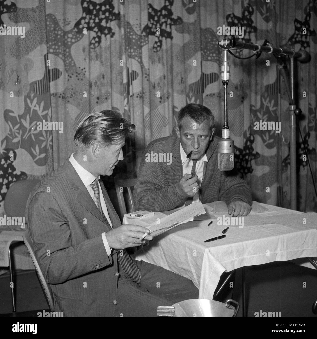 Deutschen Schauspieler Richard Münch und Hans Christian Blech bei der