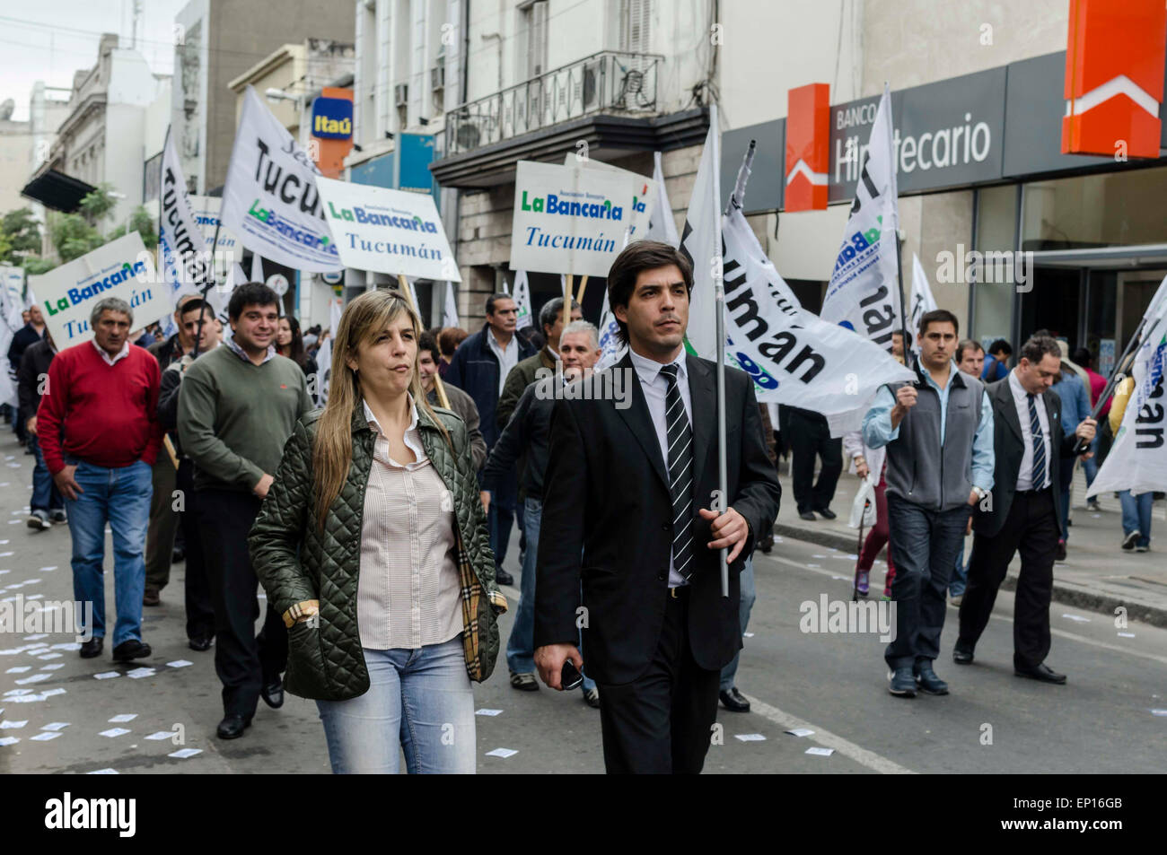 Tucuman, Argentina. 12th May, 2015. People take part during a demonstration in the context of the banking strike, in San Miguel de Tucuman, in Tucuman province, Argentina, on May 12, 2015. Over 100,000 banking employees of Argentina began on Tuesday a new strike for 48 hours, in demand of a pay rise and in rejection of a tax on their salaries. © Julio Pantoja/TELAM/Xinhua/Alamy Live News Stock Photo