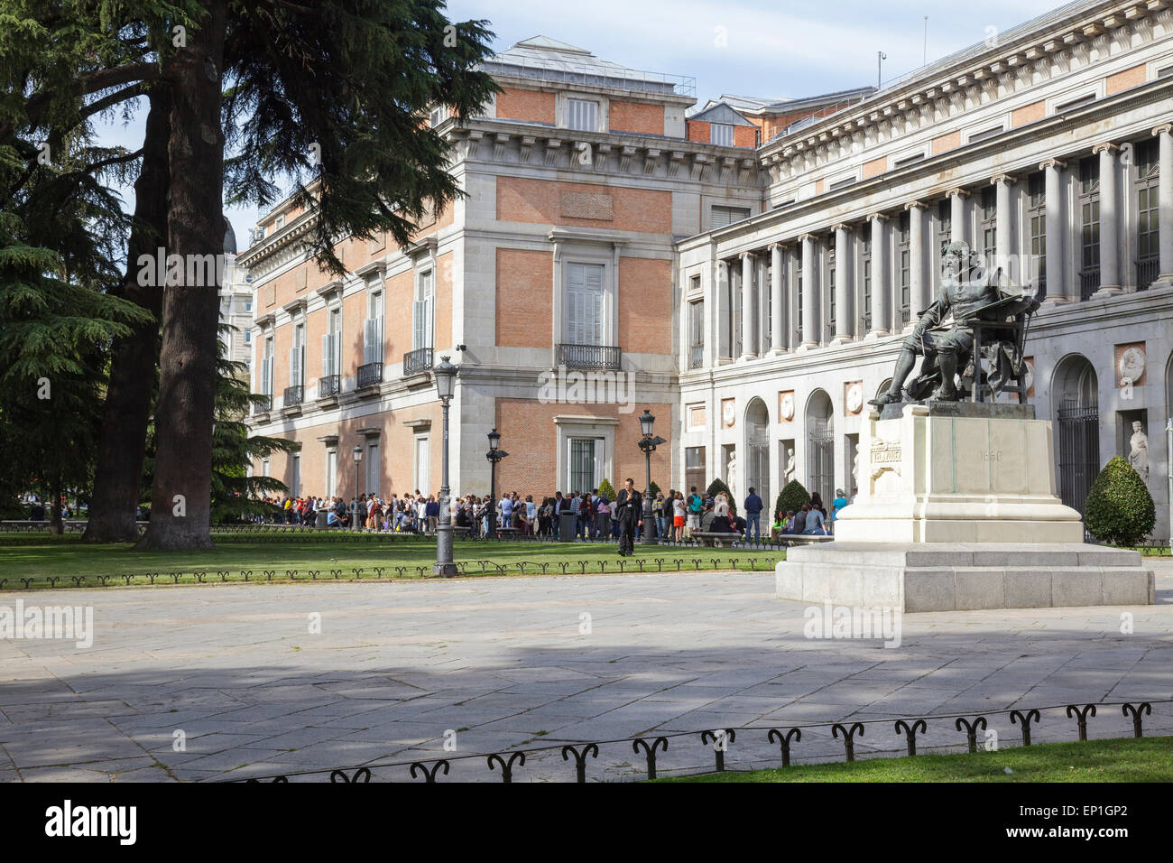 Prado museum statue velazquez madrid hires stock photography and images Alamy