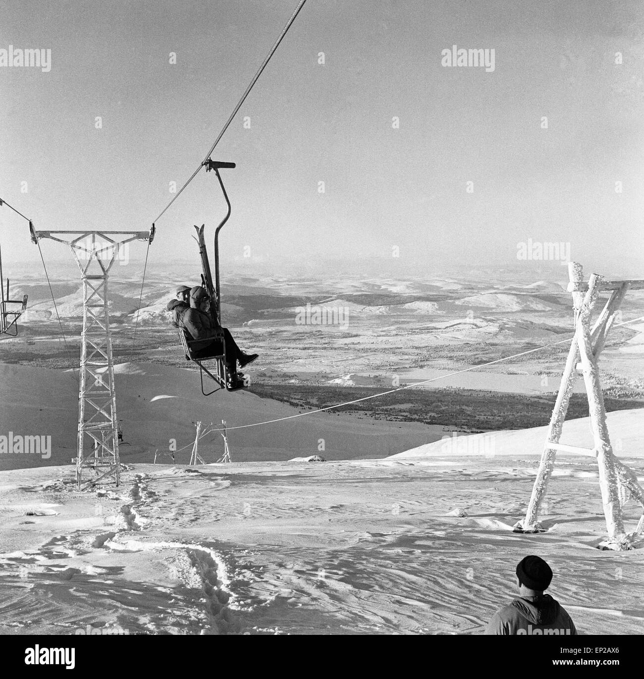 Chair lift 20th century hires stock photography and images Alamy