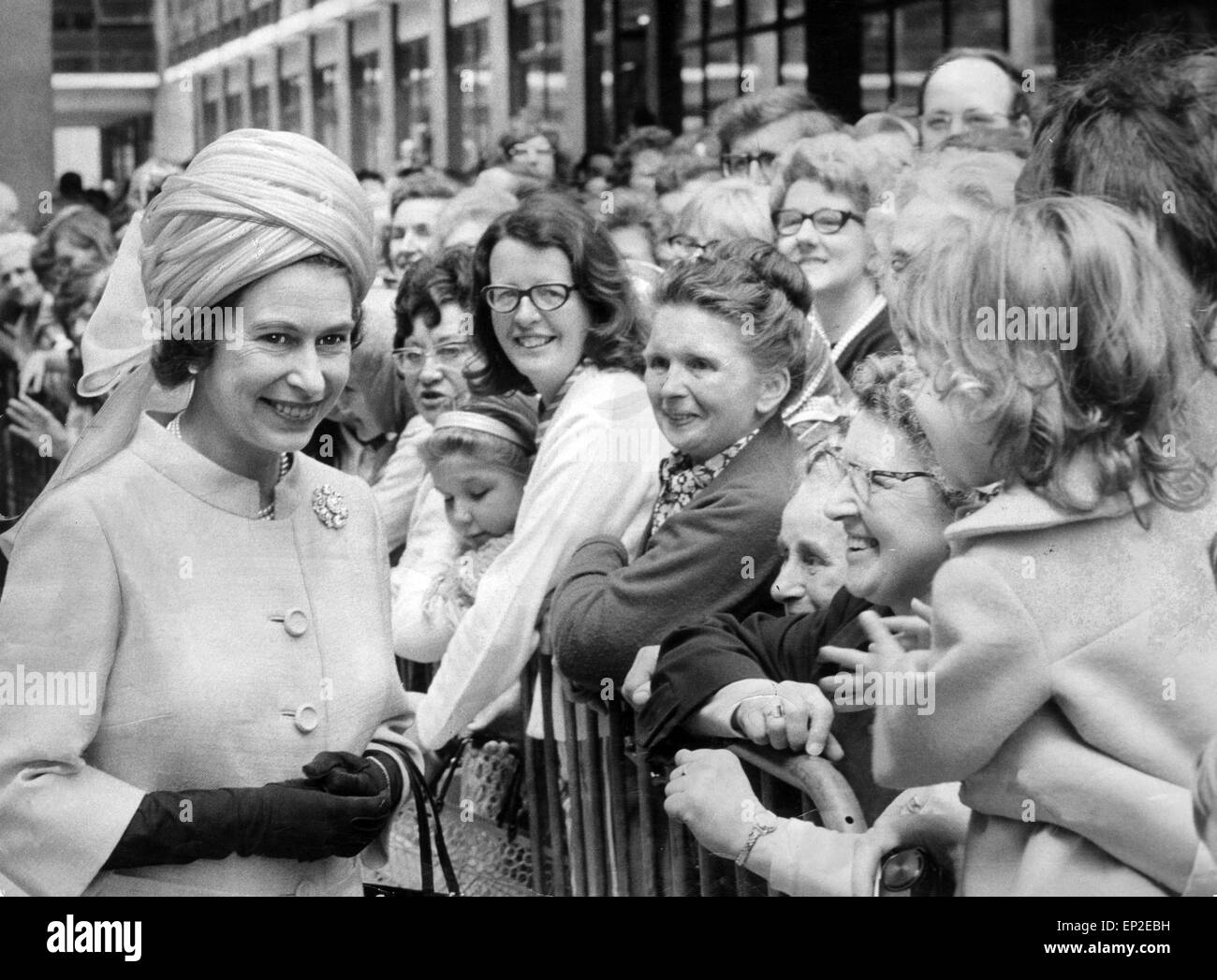 Images of queen elizabeth ii in 1971 hi-res stock photography and ...