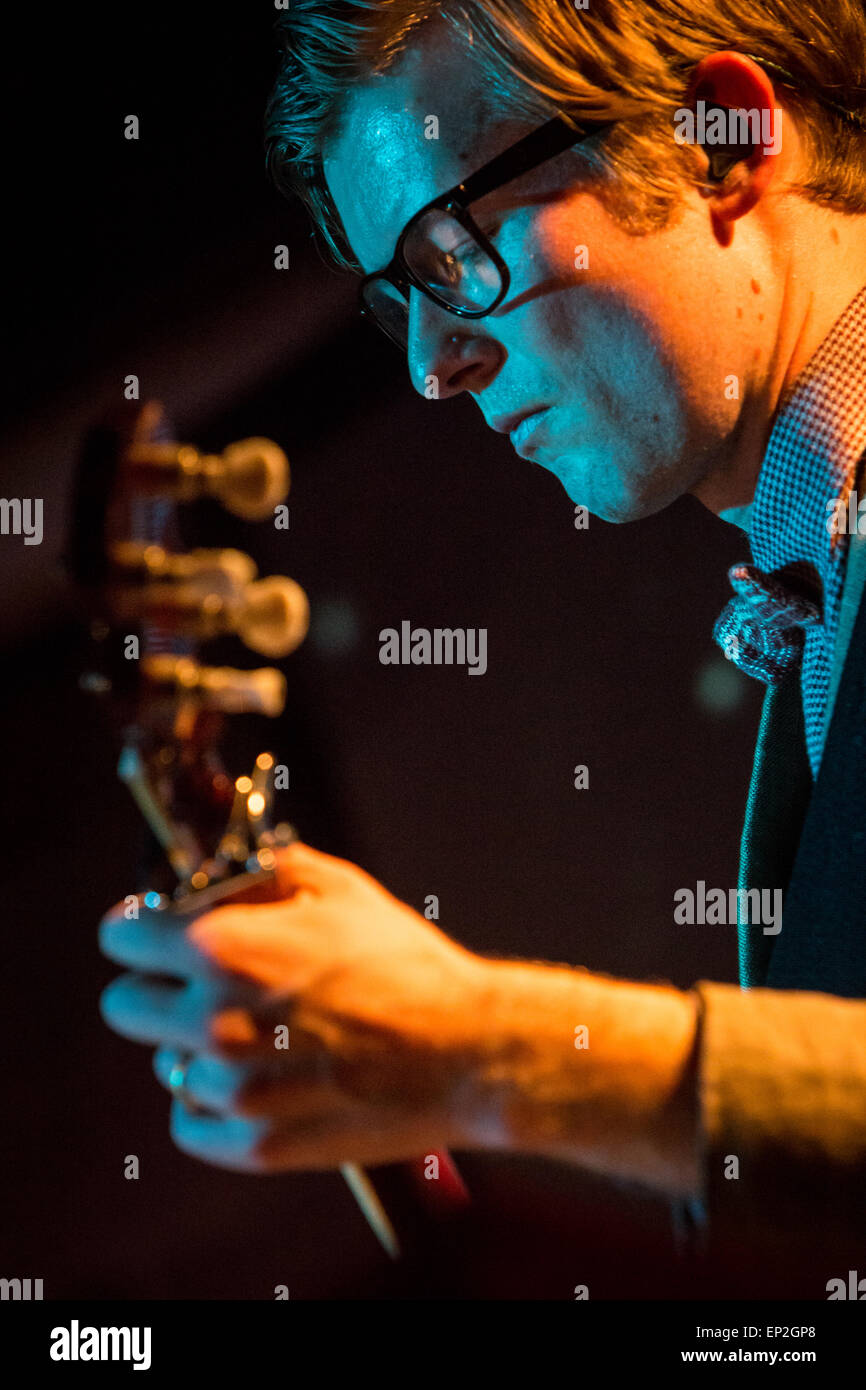 Public service broadcasting hires stock photography and images Alamy