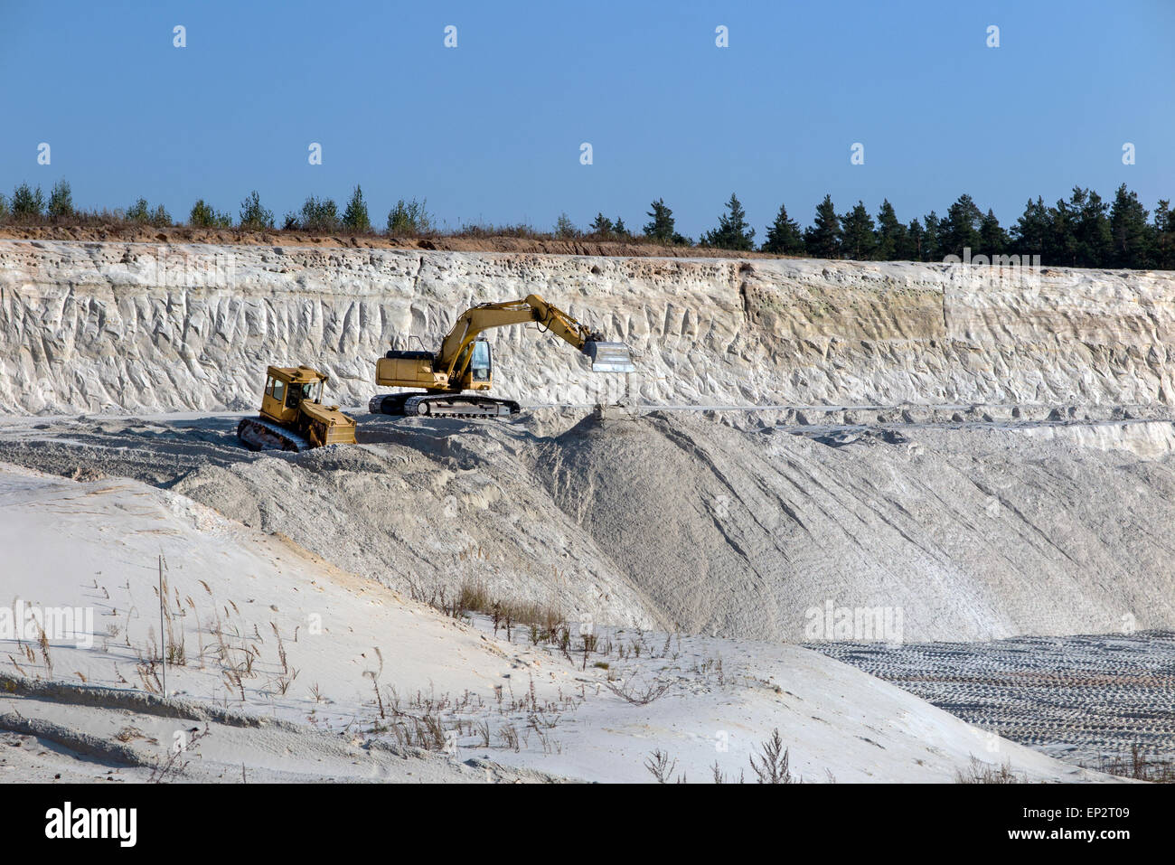 Excavator tractor hi-res stock photography and images - Alamy