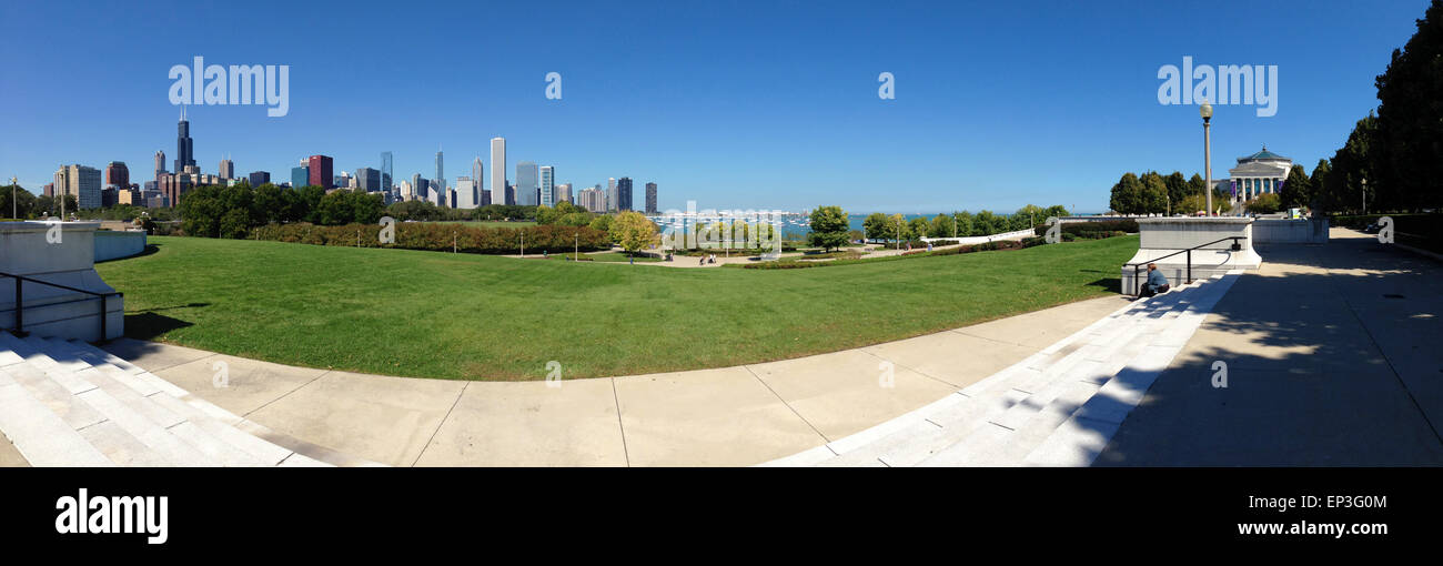 Chicago, Illinois, United States of America, Usa: view of Chicago skyline seen from Northerly Island, a peninsula that juts into Lake Michigan Stock Photo