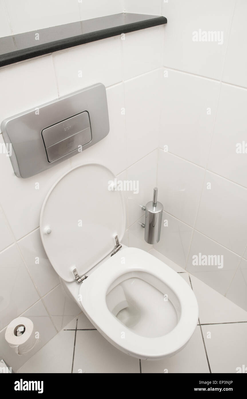 Toilet in the bathroom Stock Photo - Alamy