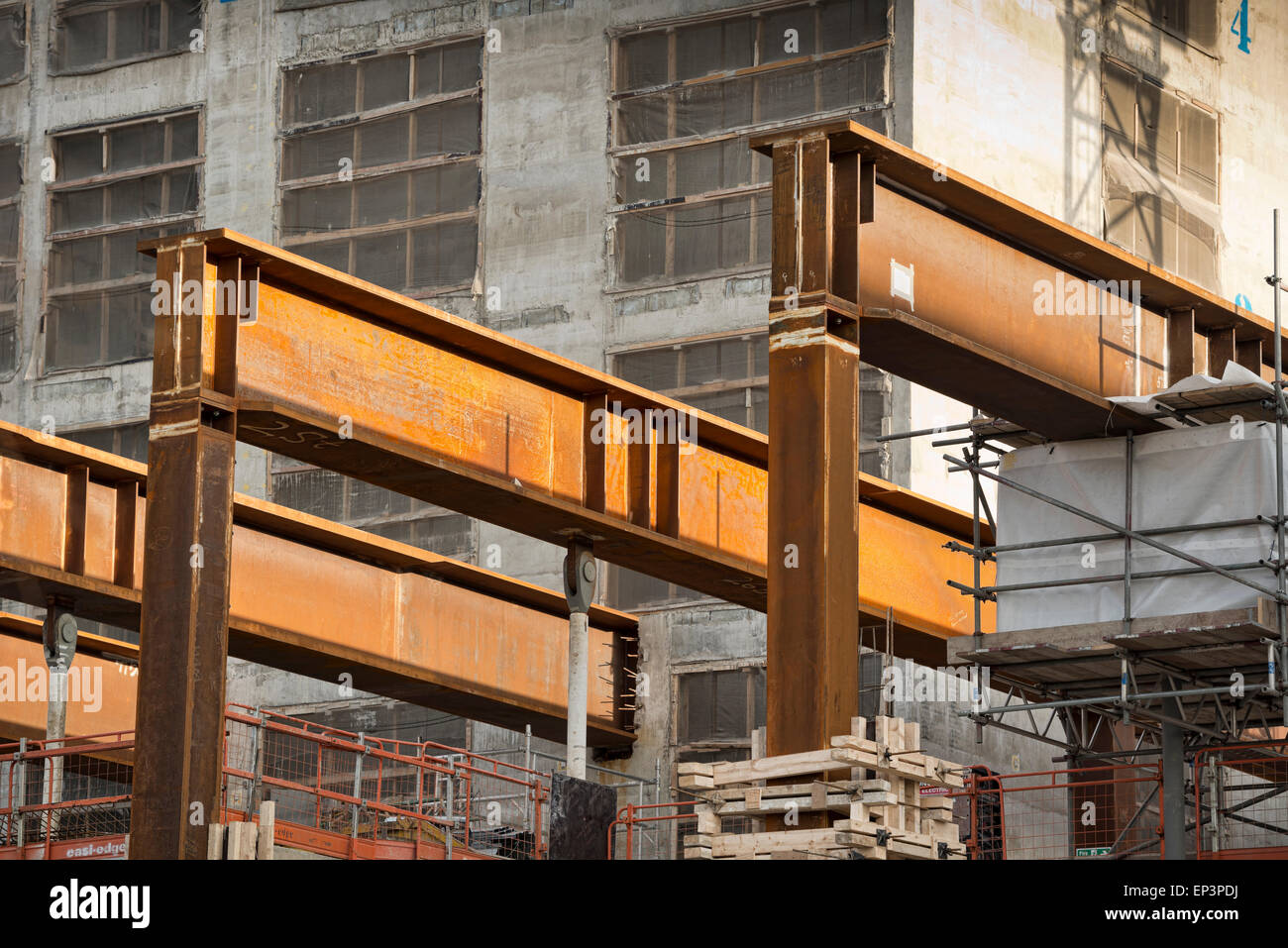 Steel girders hires stock photography and images Alamy