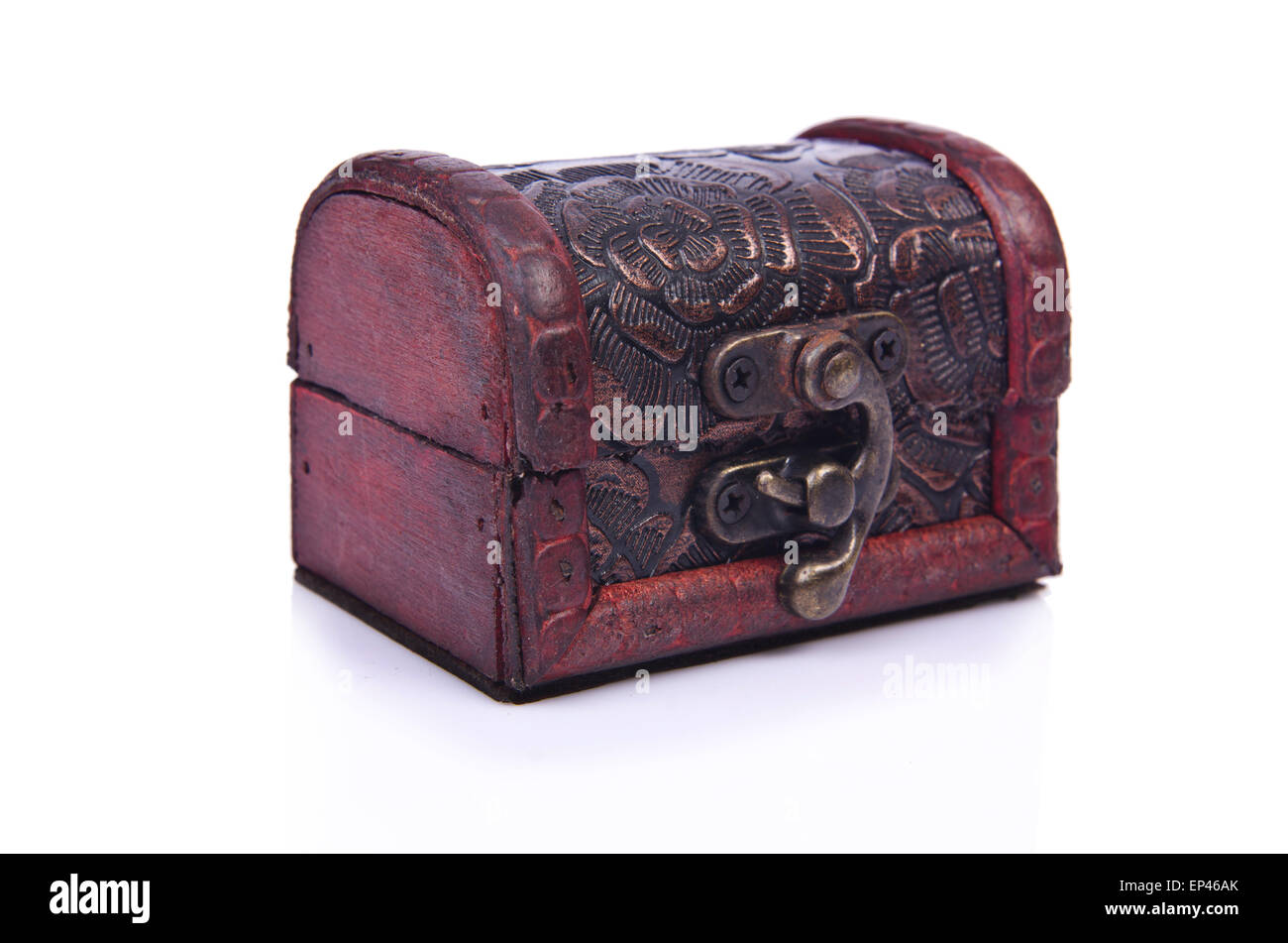 Old chest isolated on the white background Stock Photo - Alamy