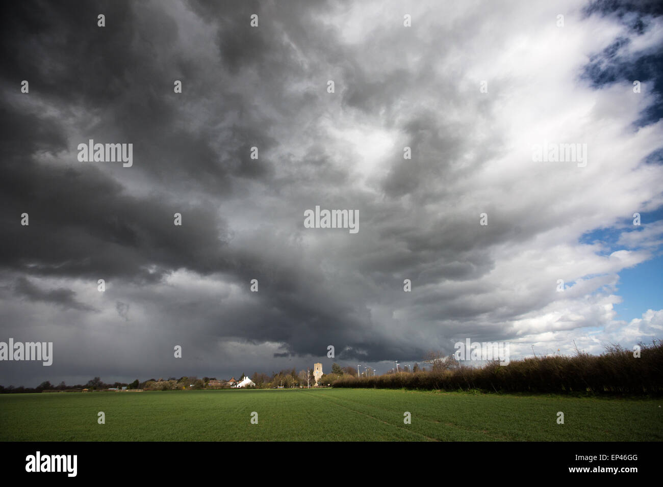 Dark storm clouds over the Cambridgeshire Fens Stock Photo - Alamy
