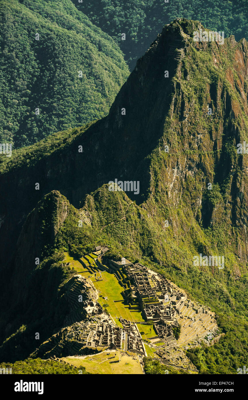 Machu picchu view vertical hi-res stock photography and images - Alamy