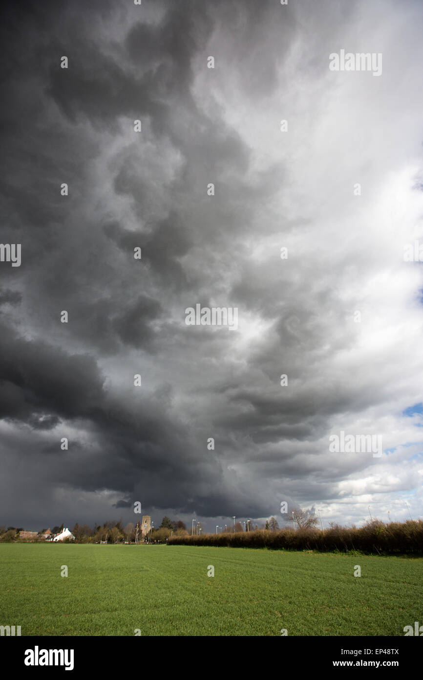 Thunder clouds cambridgeshire hi-res stock photography and images - Alamy