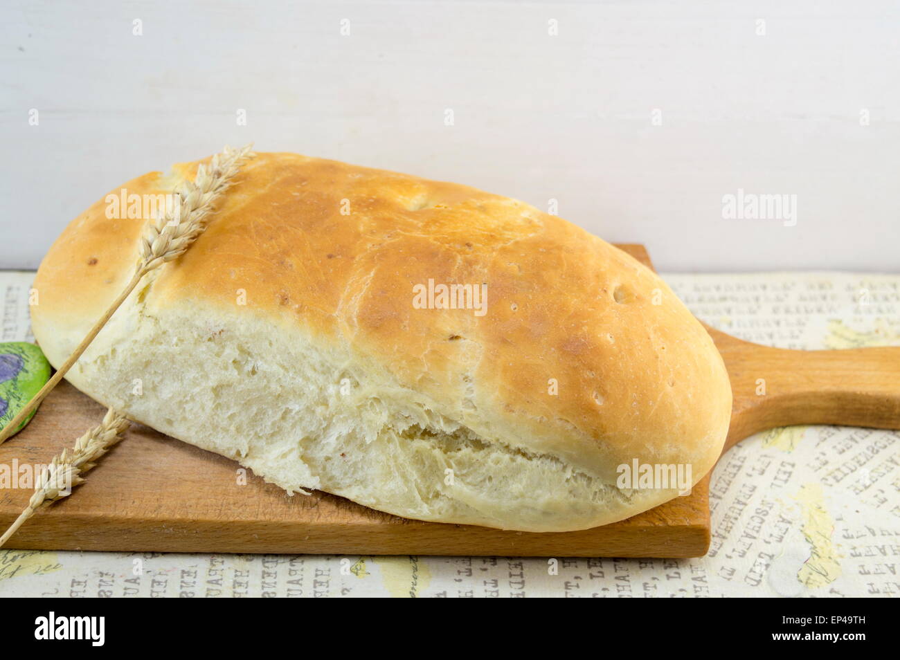 White loaf of bread homemade hi-res stock photography and images - Alamy