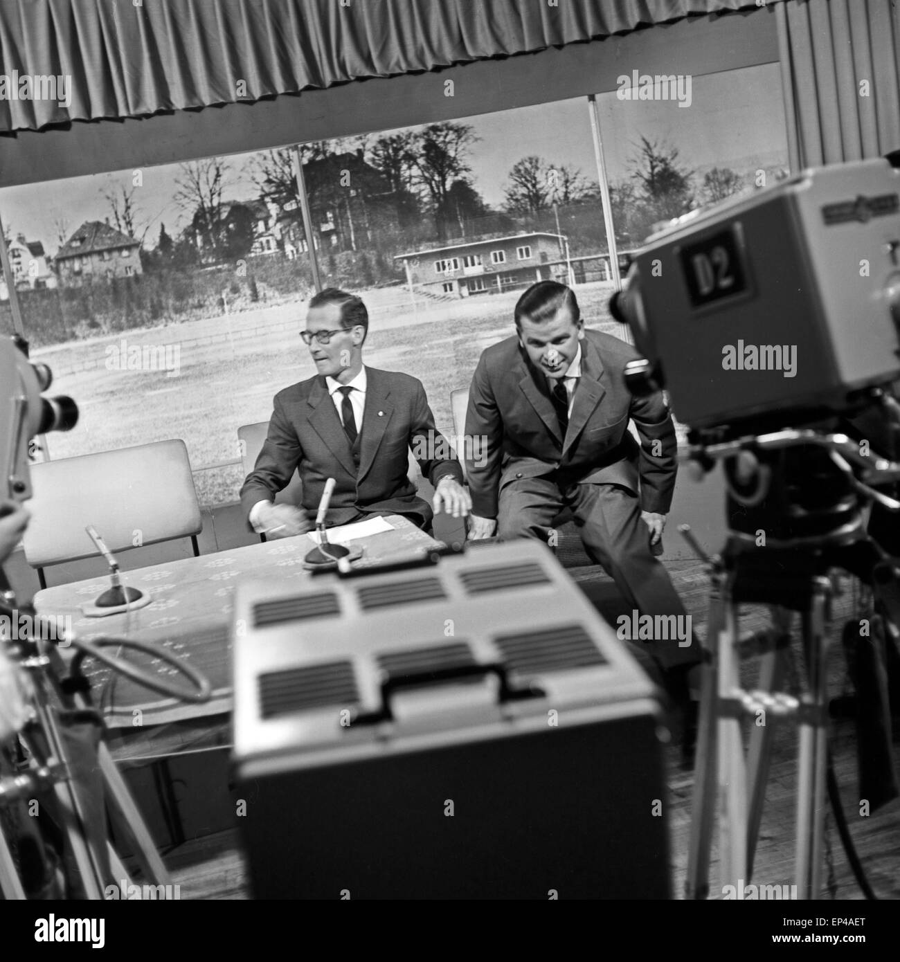 Germany tv studio camera news Black and White Stock Photos & Images - Alamy